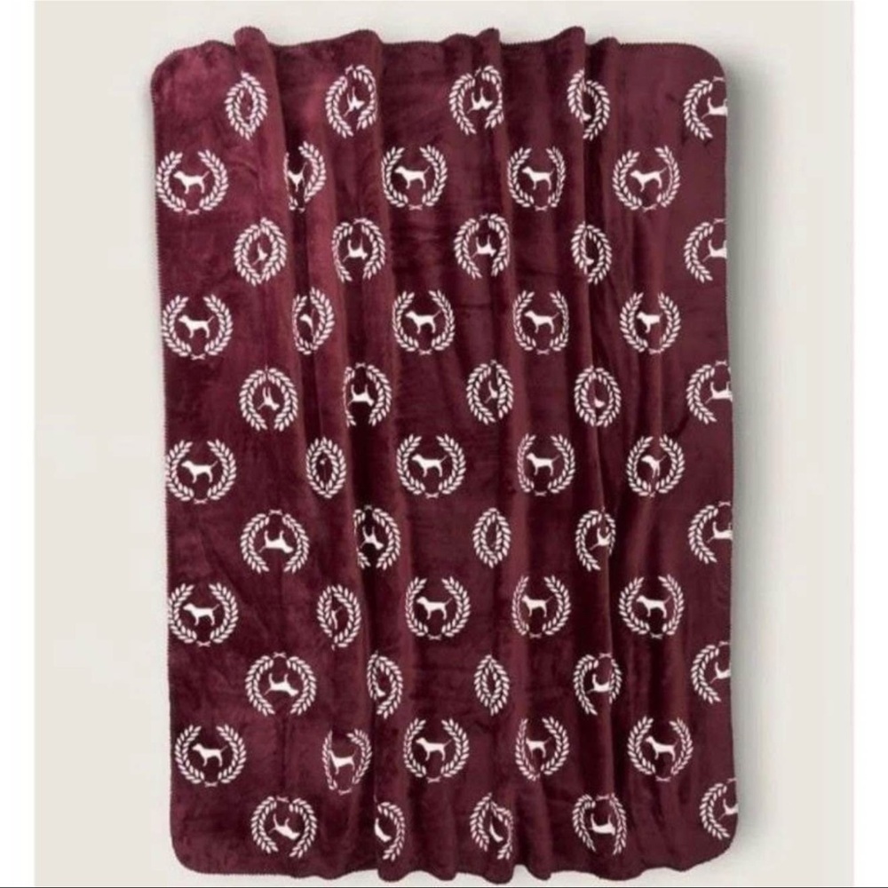 Pink vs doggie Sherpa blanket